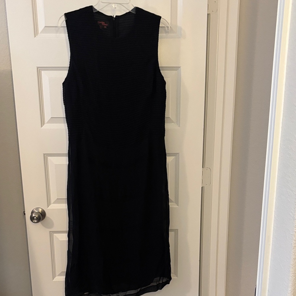 VTG Cynthia Howie 100% Silk black sheath dress SZ 14 shadow stripes fully lined